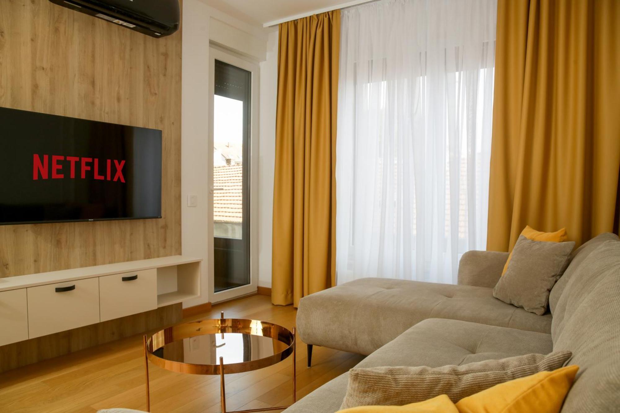 Supernova Royal Residence Novi Sad Ngoại thất bức ảnh