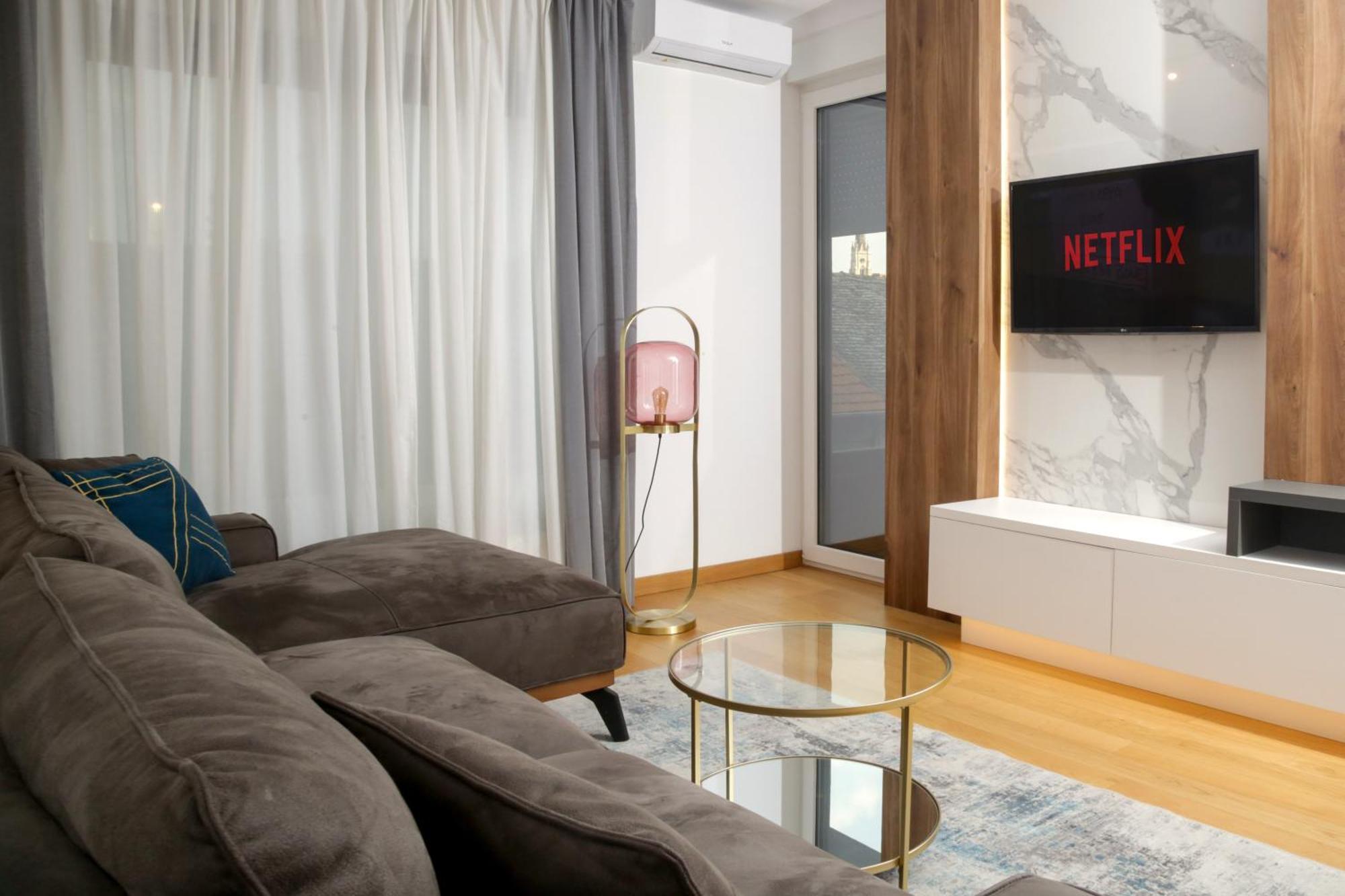 Supernova Royal Residence Novi Sad Ngoại thất bức ảnh
